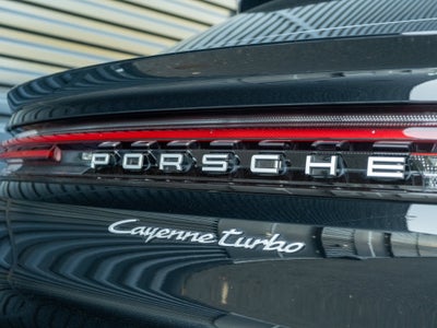 2024 Porsche Cayenne E-Hybrid Coupe Turbo