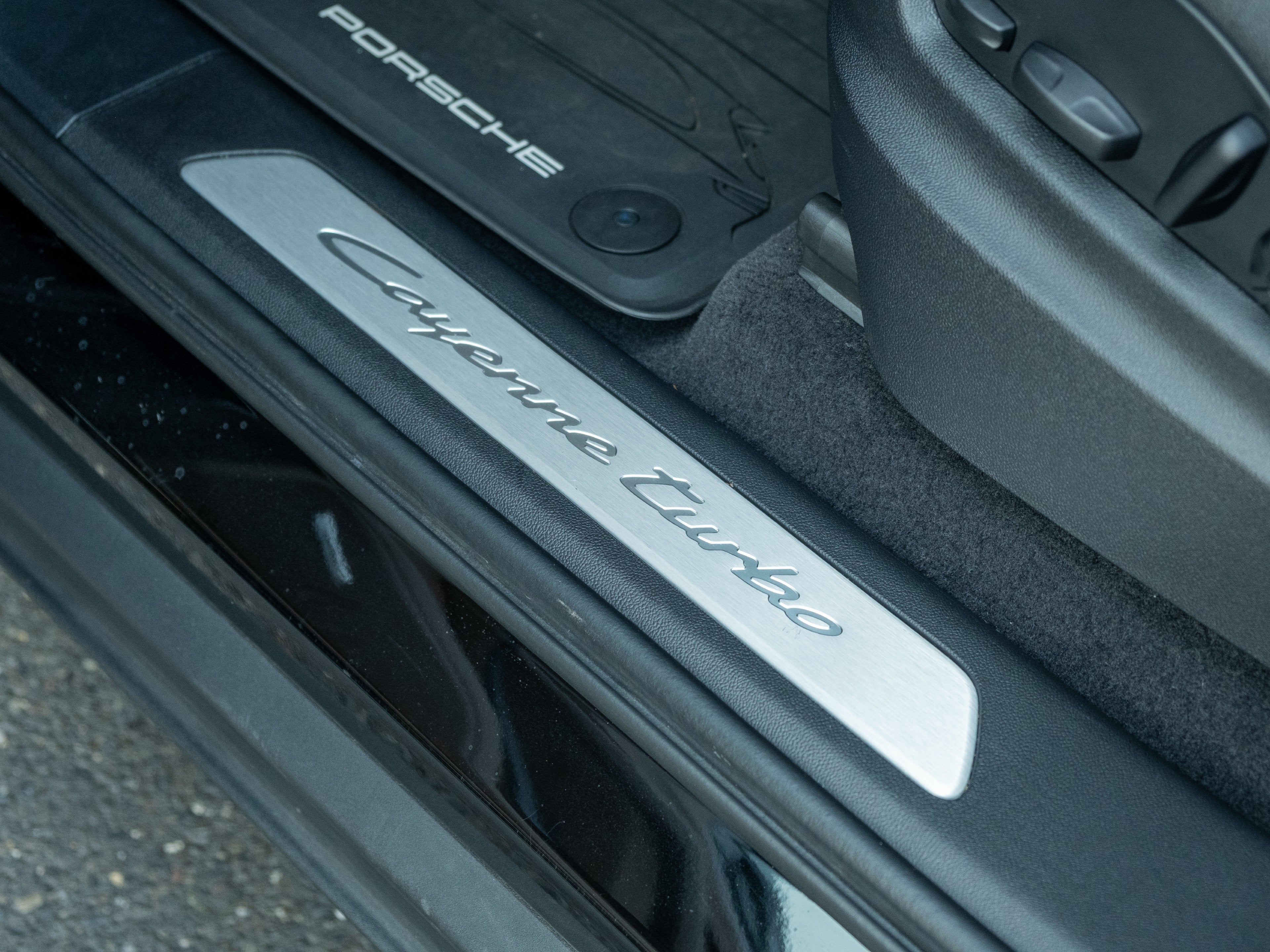2024 Porsche Cayenne E-Hybrid Coupe Turbo