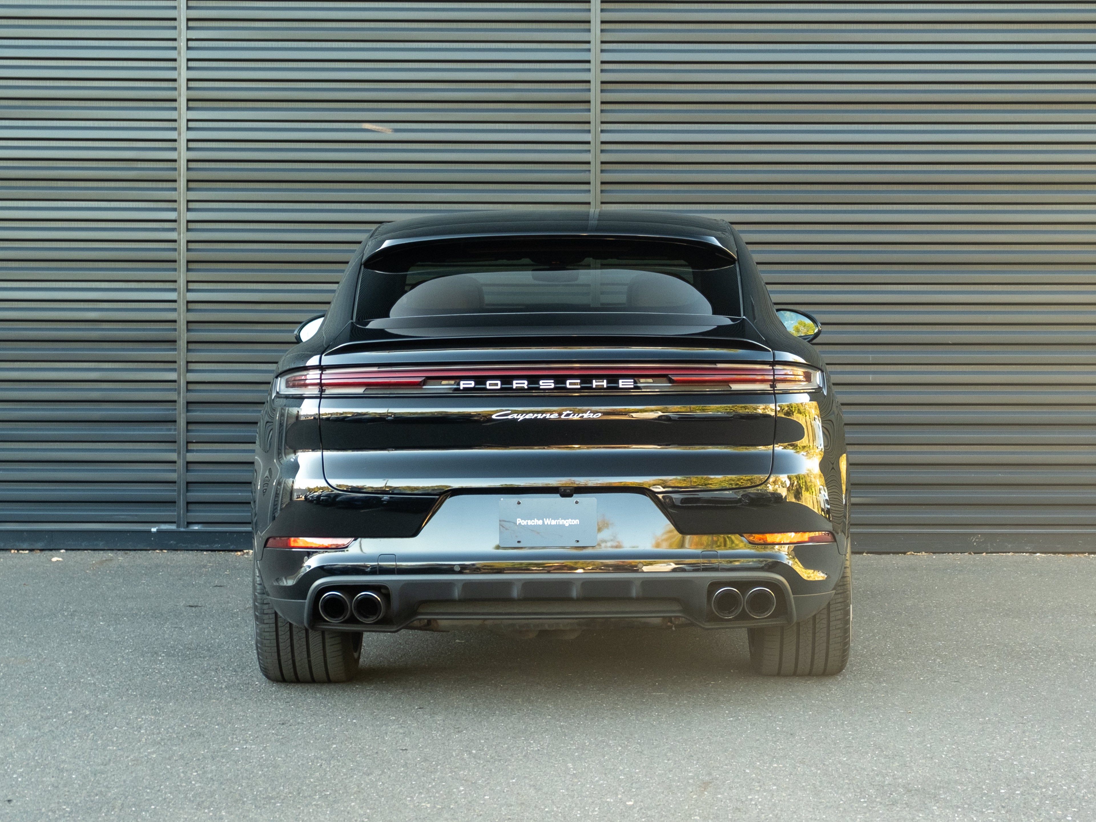 2024 Porsche Cayenne E-Hybrid Coupe Turbo