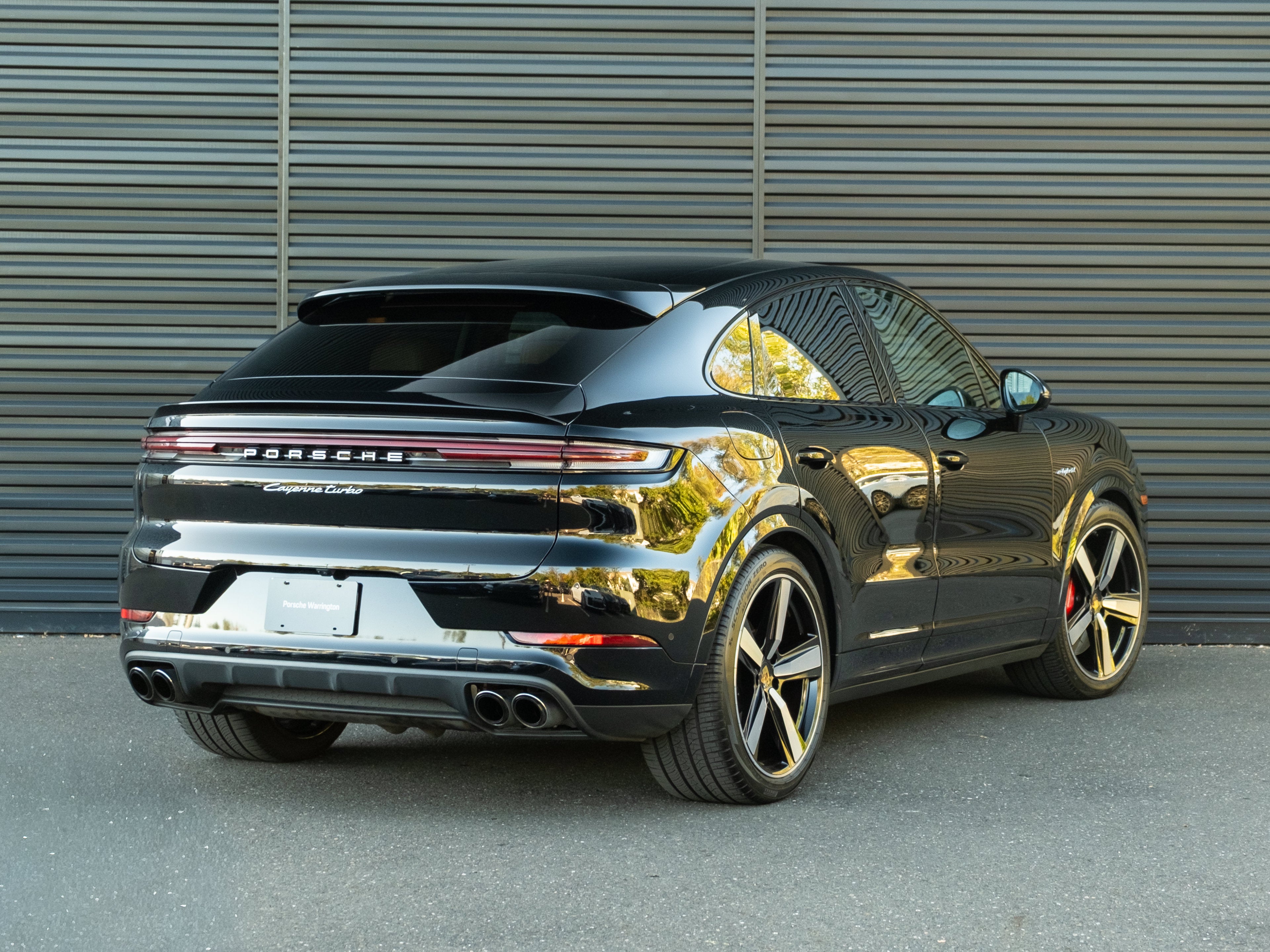 2024 Porsche Cayenne E-Hybrid Coupe Turbo