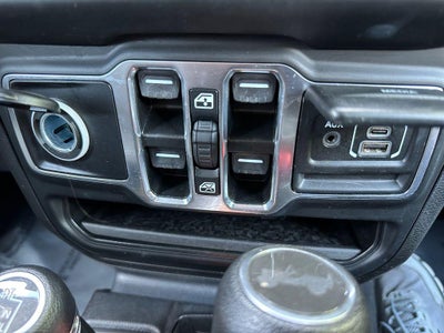 2023 Jeep Wrangler 4-Door Sahara 4x4