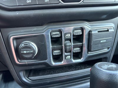 2023 Jeep Wrangler 4-Door Sahara 4x4