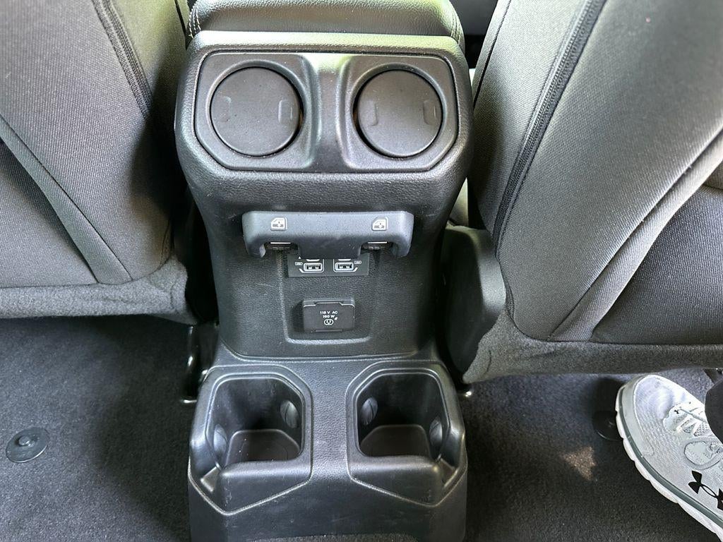 2023 Jeep Wrangler 4-Door Sahara 4x4