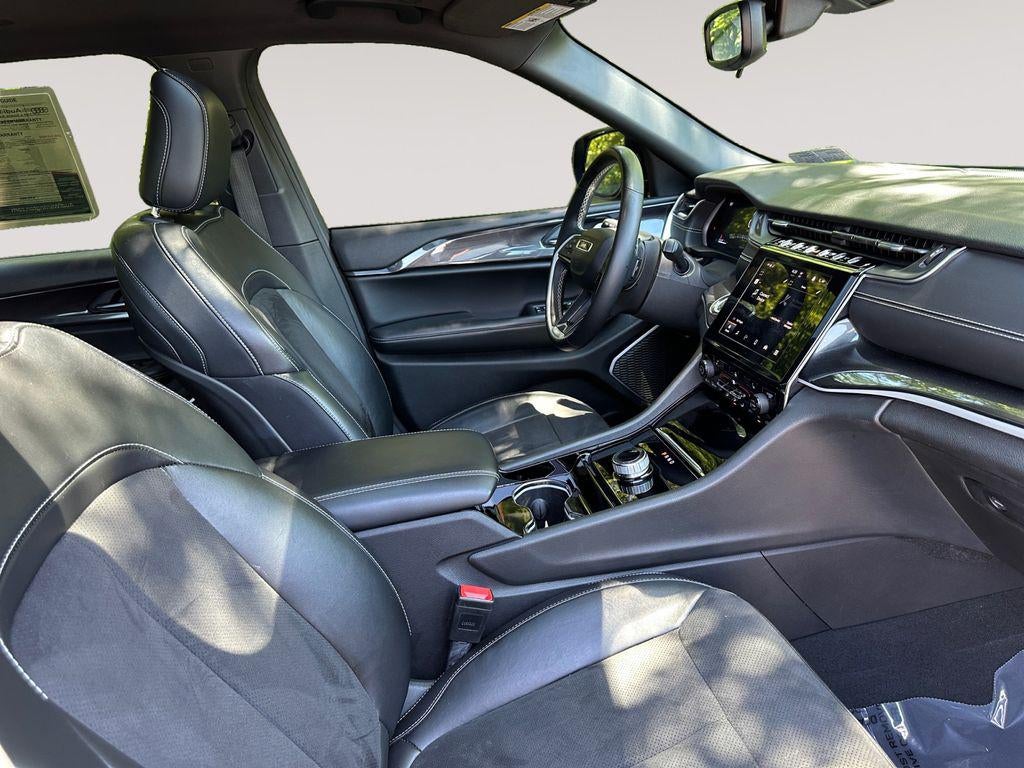 2022 Jeep Grand Cherokee L Altitude 4x4