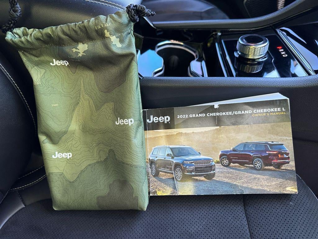 2022 Jeep Grand Cherokee L Altitude 4x4