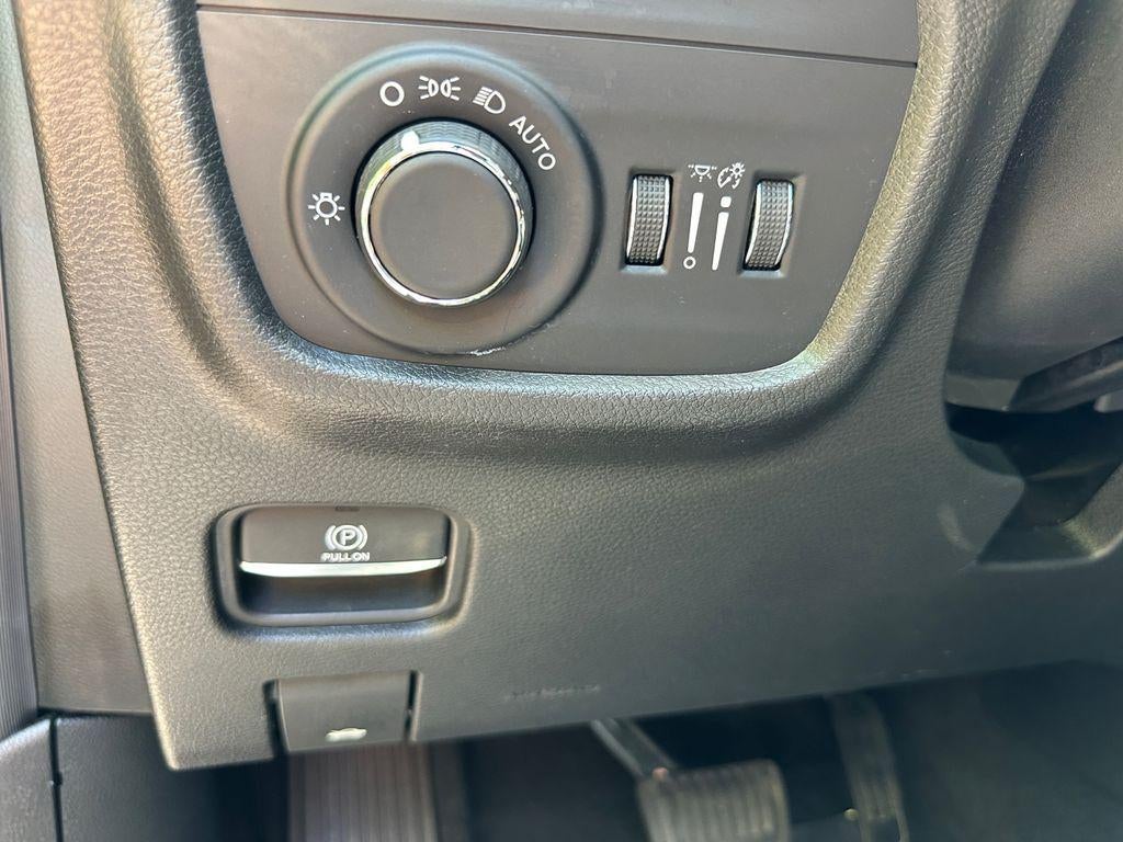 2022 Jeep Grand Cherokee L Altitude 4x4