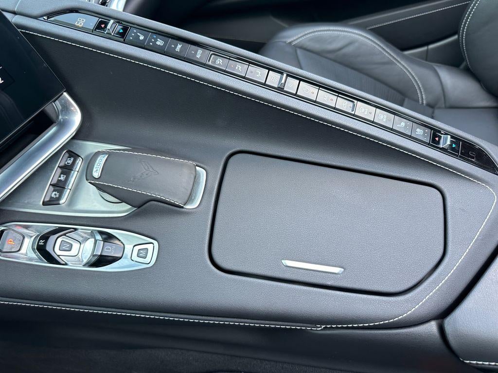 2021 Chevrolet Corvette Stingray RWD Convertible 2LT