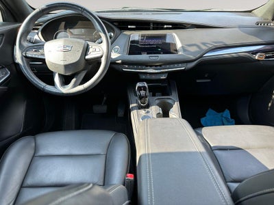 2023 Cadillac XT4 AWD Luxury