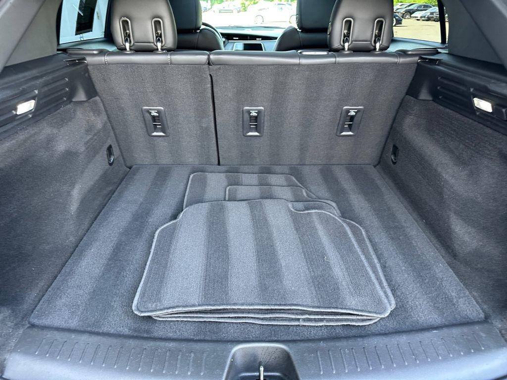 2023 Cadillac XT4 AWD Luxury