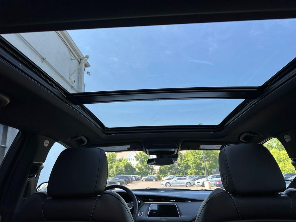 2023 Cadillac XT4 AWD Luxury
