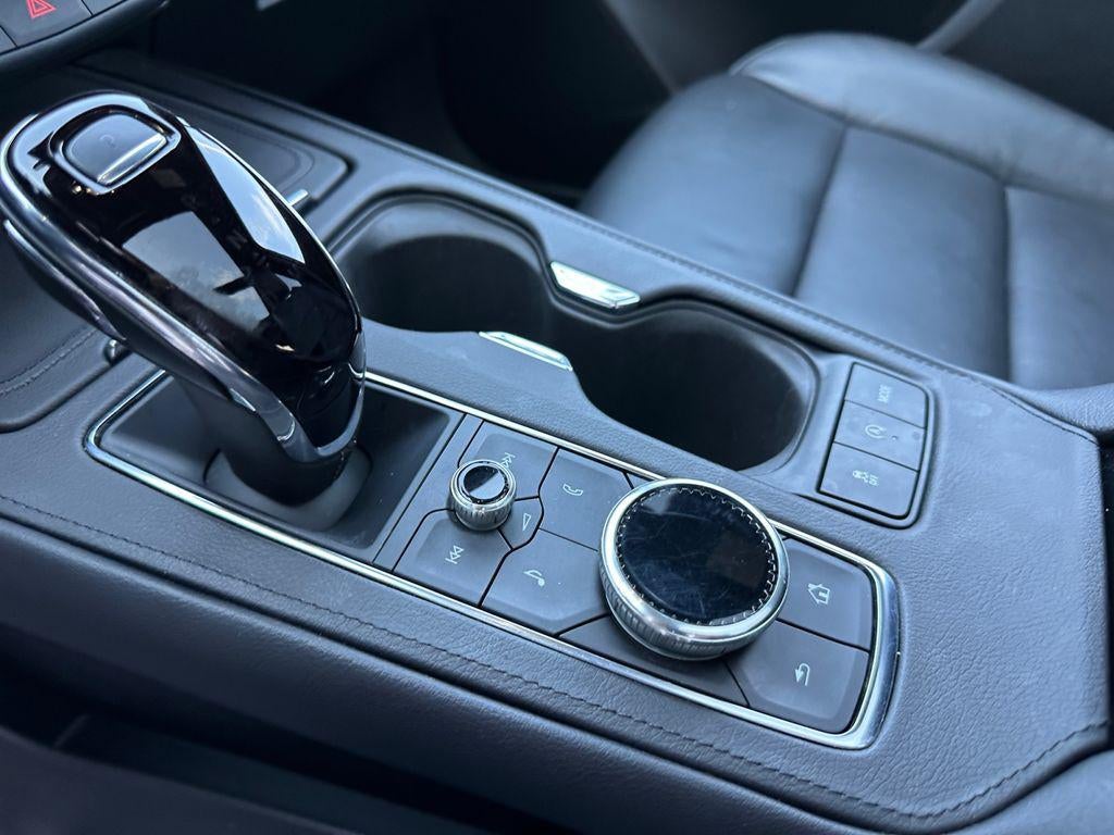 2023 Cadillac XT4 AWD Luxury