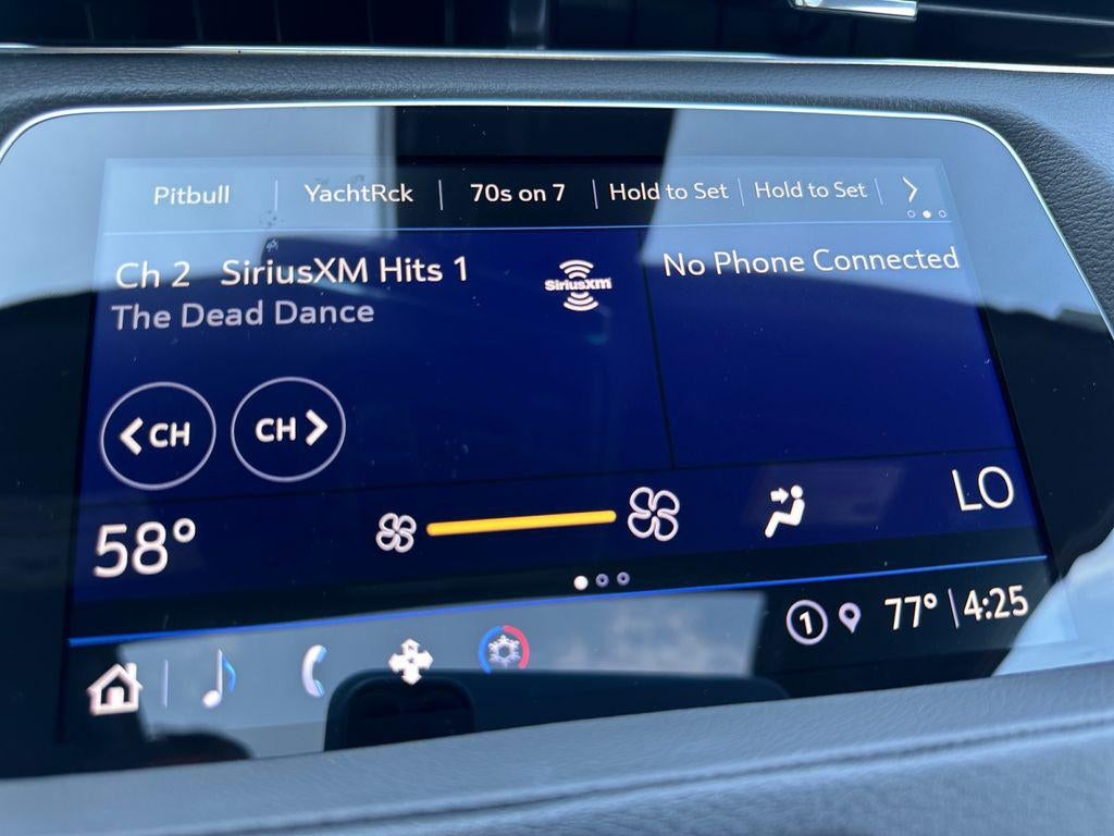 2023 Cadillac XT4 AWD Luxury