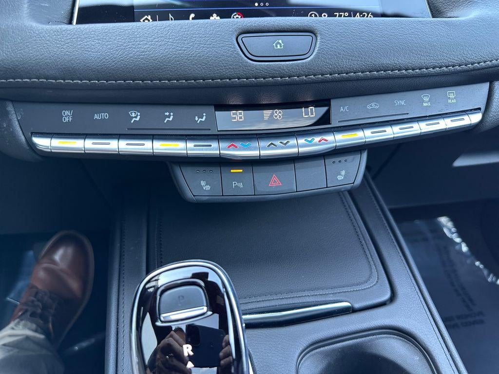 2023 Cadillac XT4 AWD Luxury