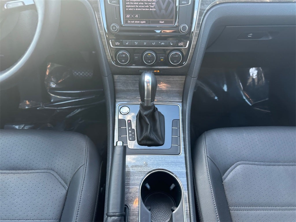 2018 Volkswagen Passat 2.0T SE