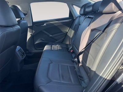 2018 Volkswagen Passat 2.0T SE