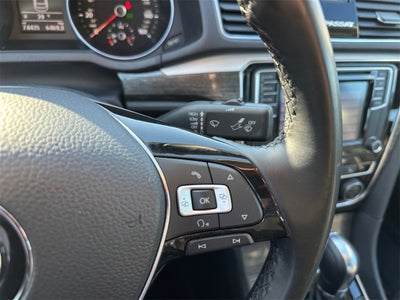 2018 Volkswagen Passat 2.0T SE