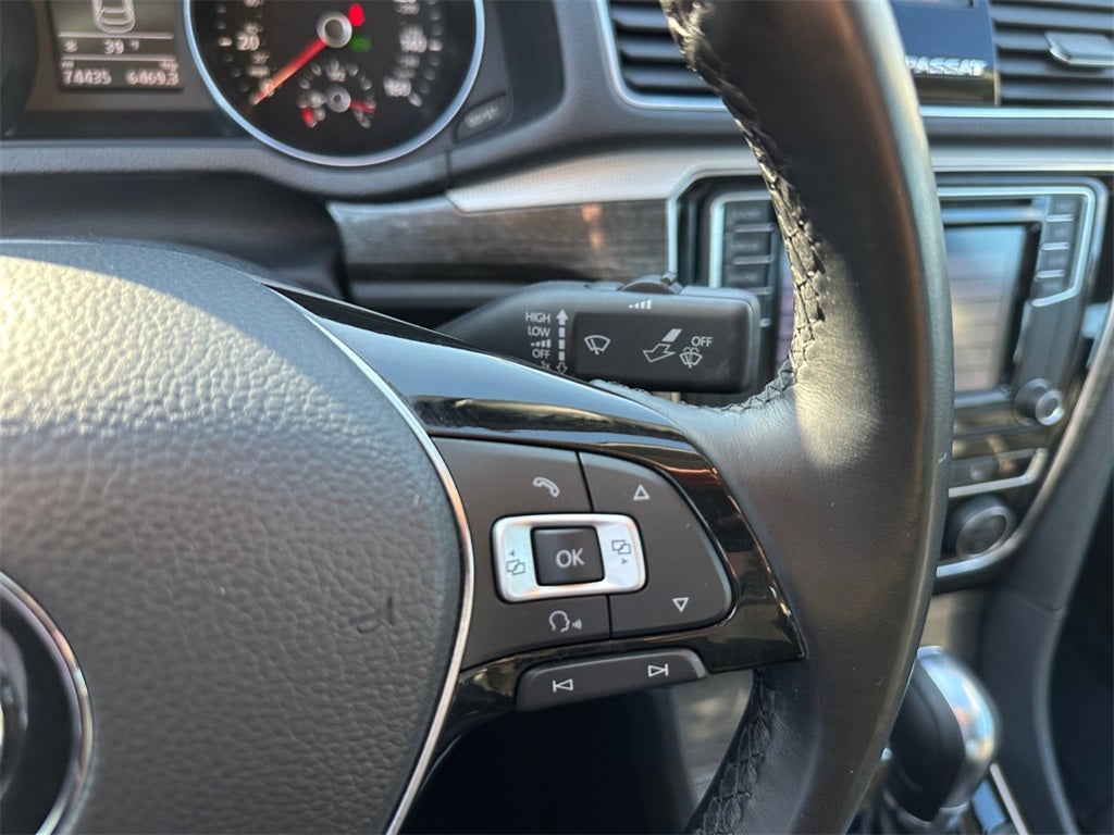 2018 Volkswagen Passat 2.0T SE