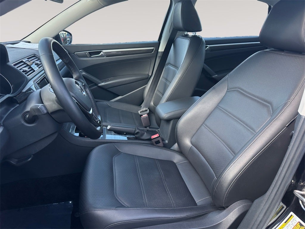 2018 Volkswagen Passat 2.0T SE
