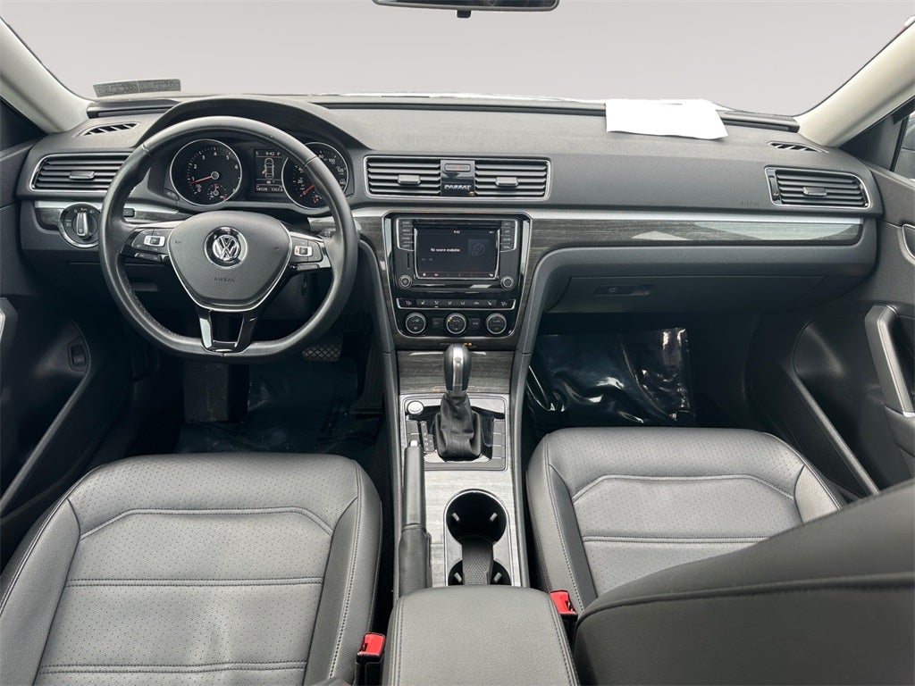 2018 Volkswagen Passat 2.0T SE