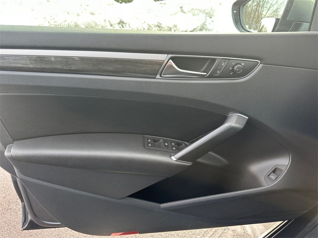 2018 Volkswagen Passat 2.0T SE