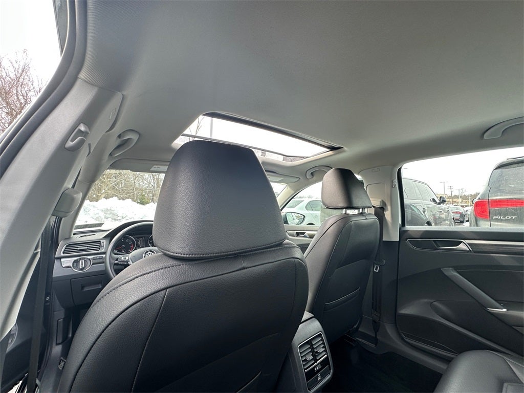 2018 Volkswagen Passat 2.0T SE