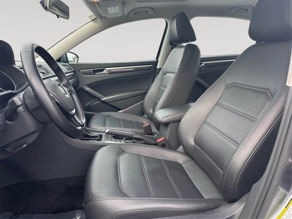 2018 Volkswagen Passat 2.0T SE