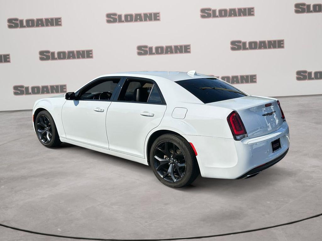 2021 Chrysler 300 S