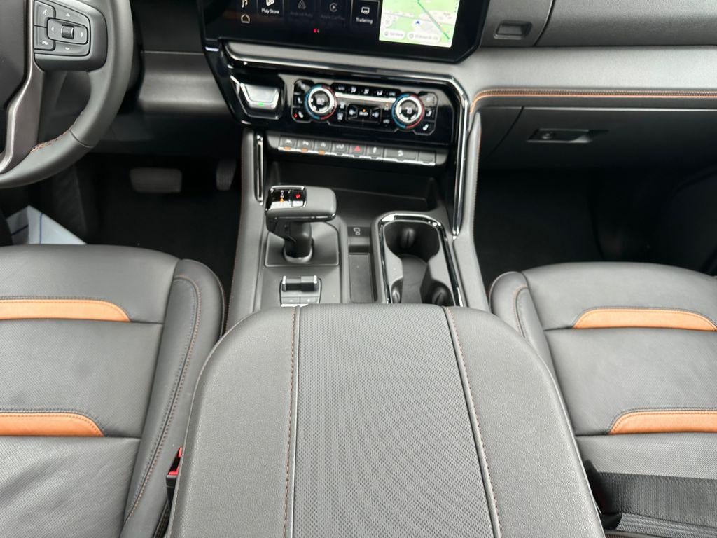 2025 GMC Sierra 1500 4WD Crew Cab Short Box AT4