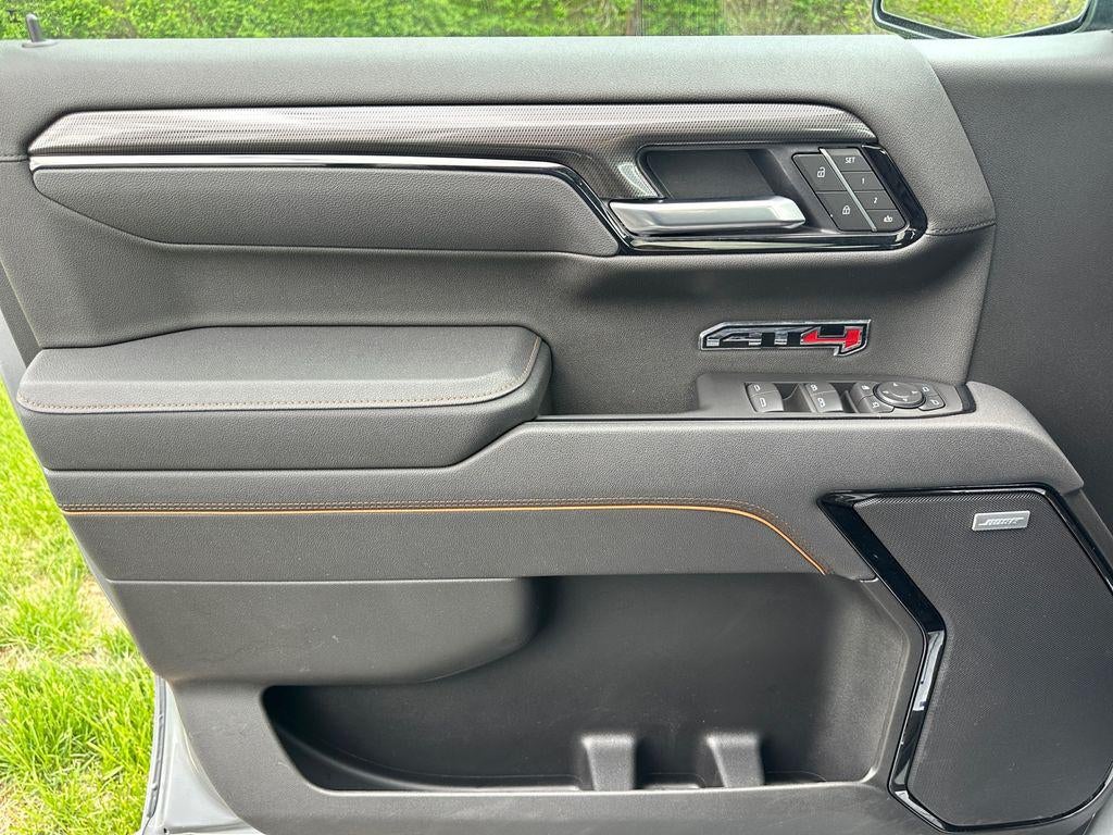 2025 GMC Sierra 1500 4WD Crew Cab Short Box AT4