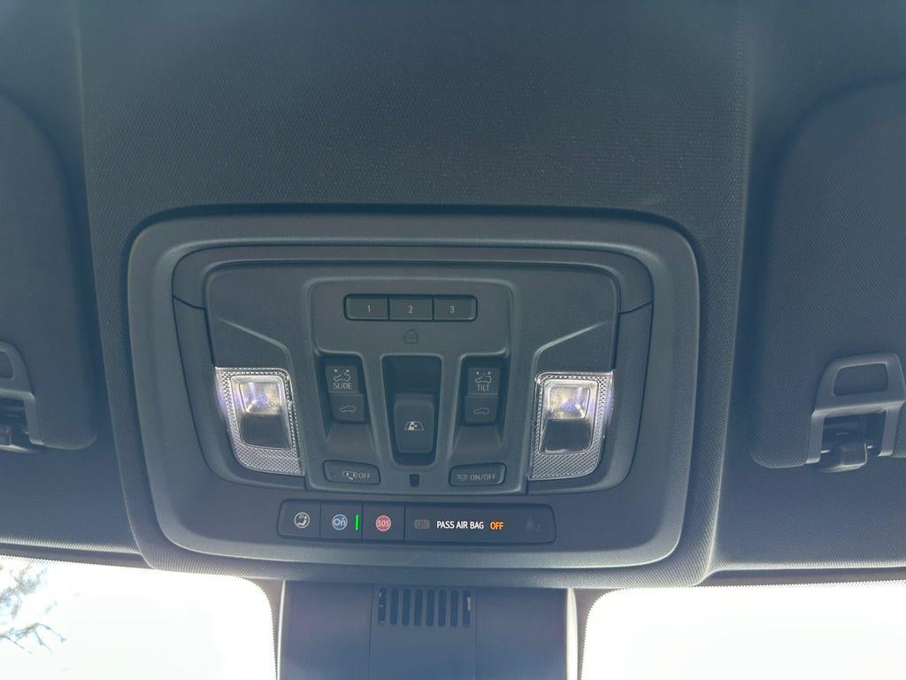 2025 GMC Sierra 1500 4WD Crew Cab Short Box AT4