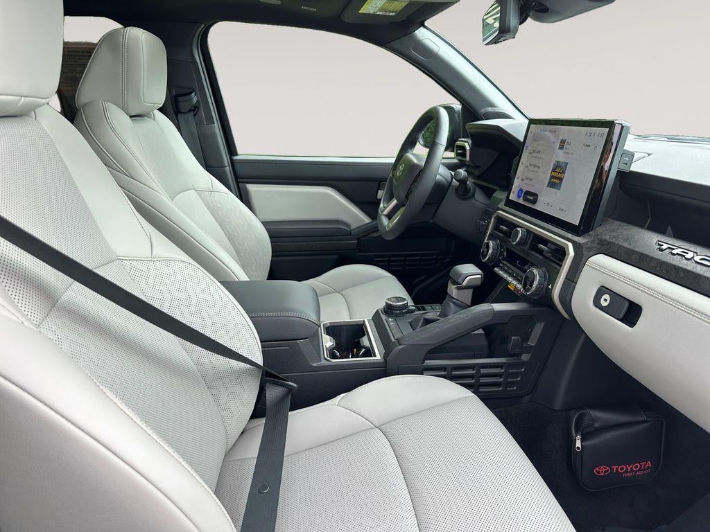 2025 Toyota Tacoma Hybrid Limited