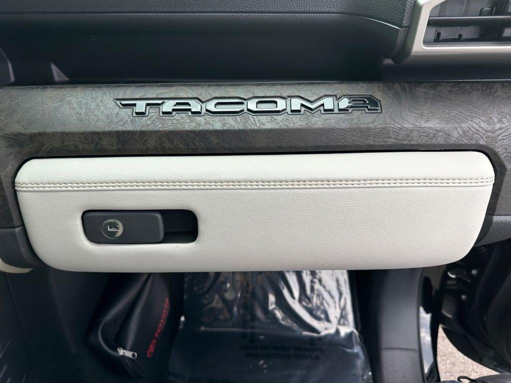 2025 Toyota Tacoma Hybrid Limited