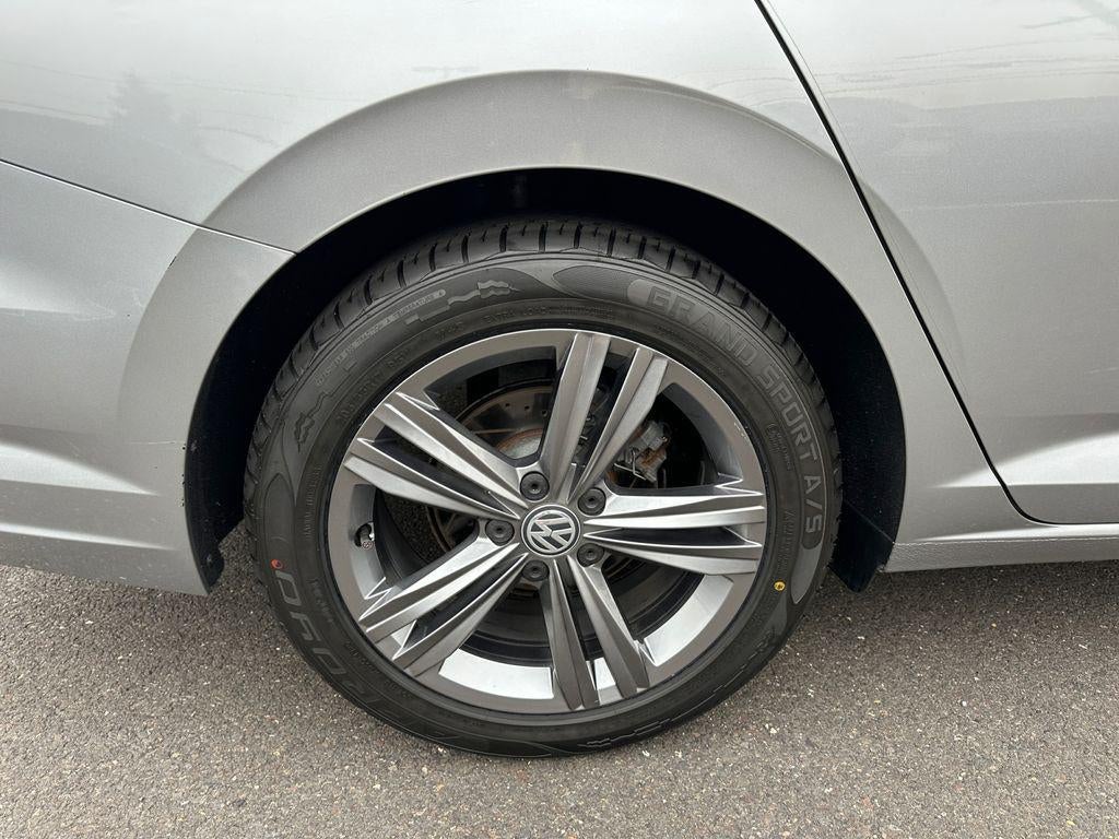 2020 Volkswagen Jetta 1.4T R-Line