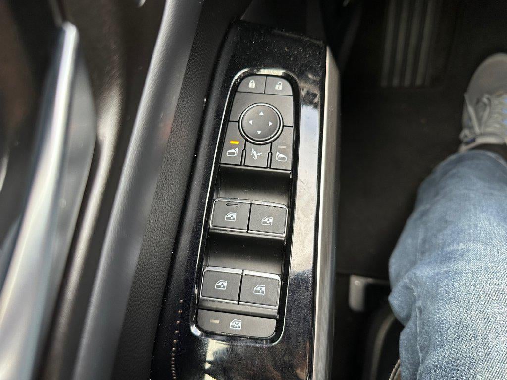 2023 Nissan Pathfinder Platinum 4WD