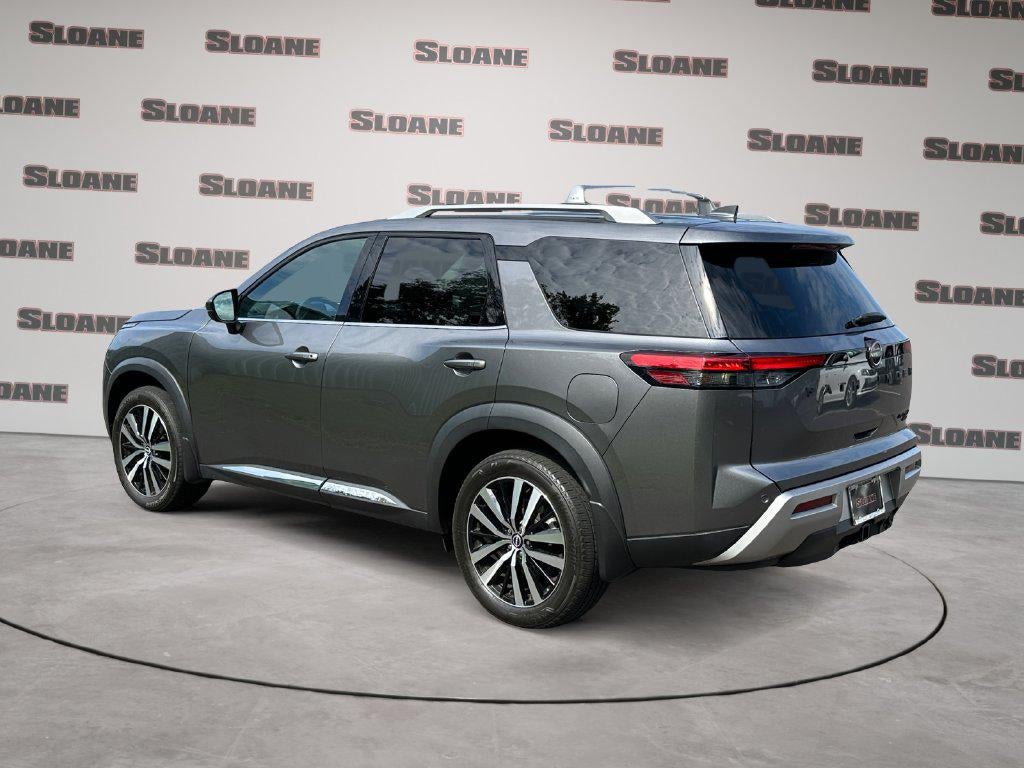 2023 Nissan Pathfinder Platinum 4WD