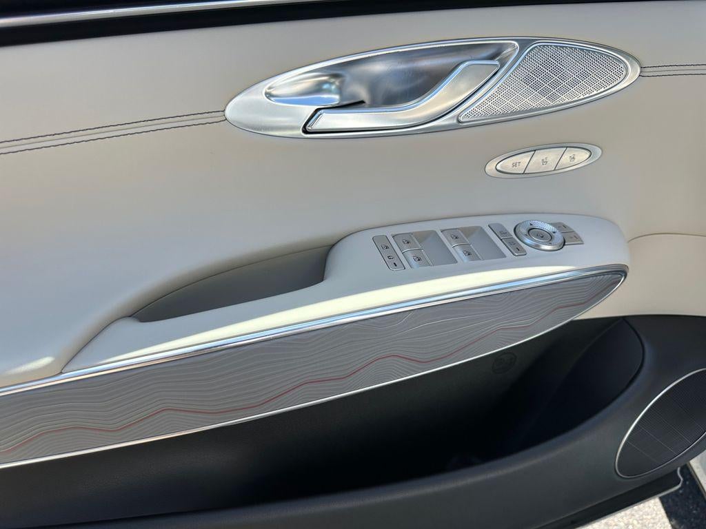 2024 Genesis GV70 2.5T AWD