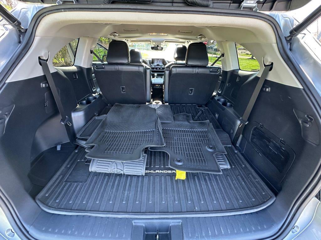 2022 Toyota Highlander Hybrid XLE