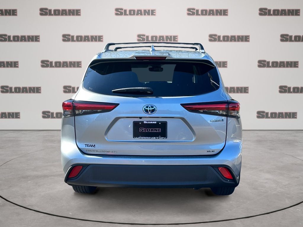 2022 Toyota Highlander Hybrid XLE