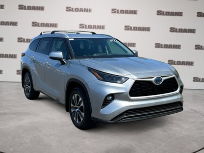2022 Toyota Highlander Hybrid XLE