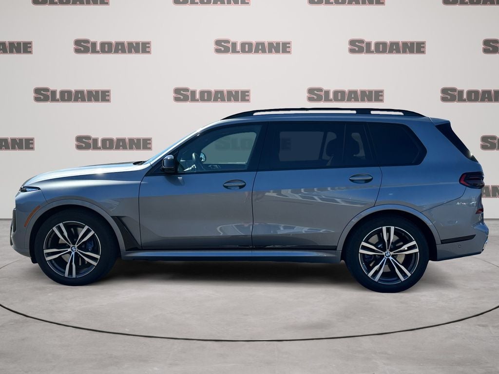 2024 BMW X7 M60i