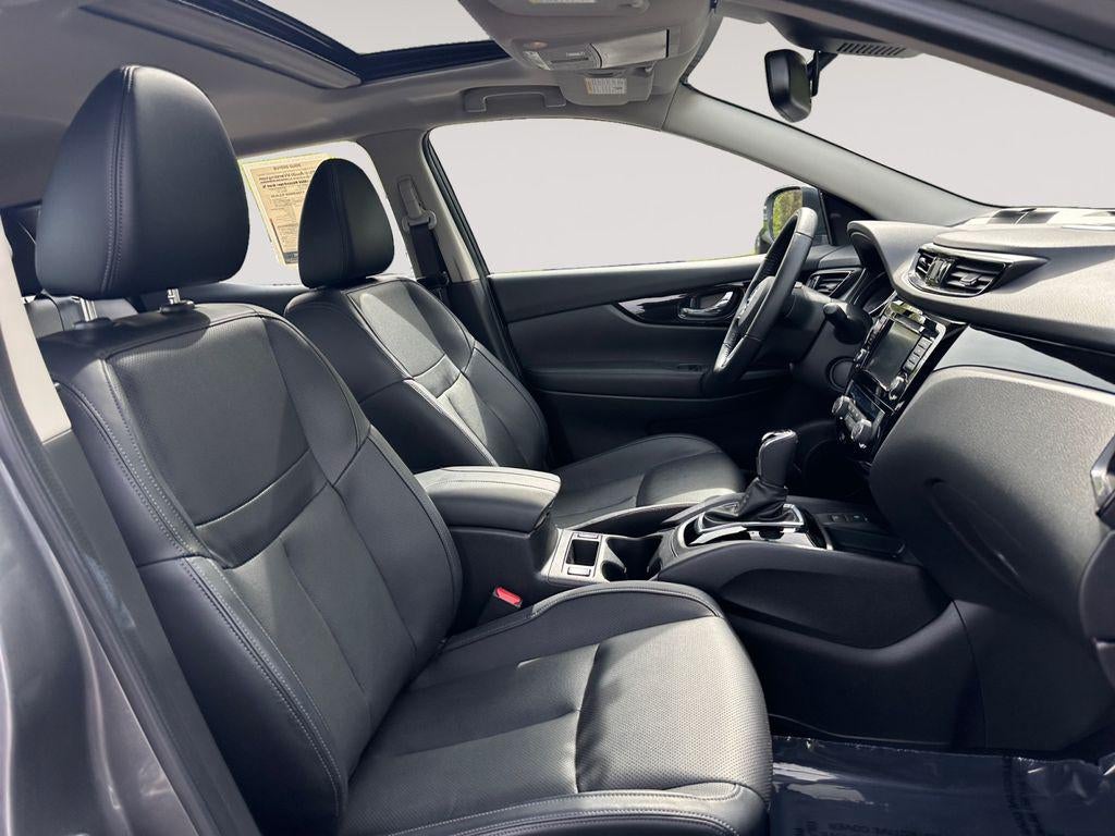 2022 Nissan Rogue Sport SL AWD Xtronic CVT