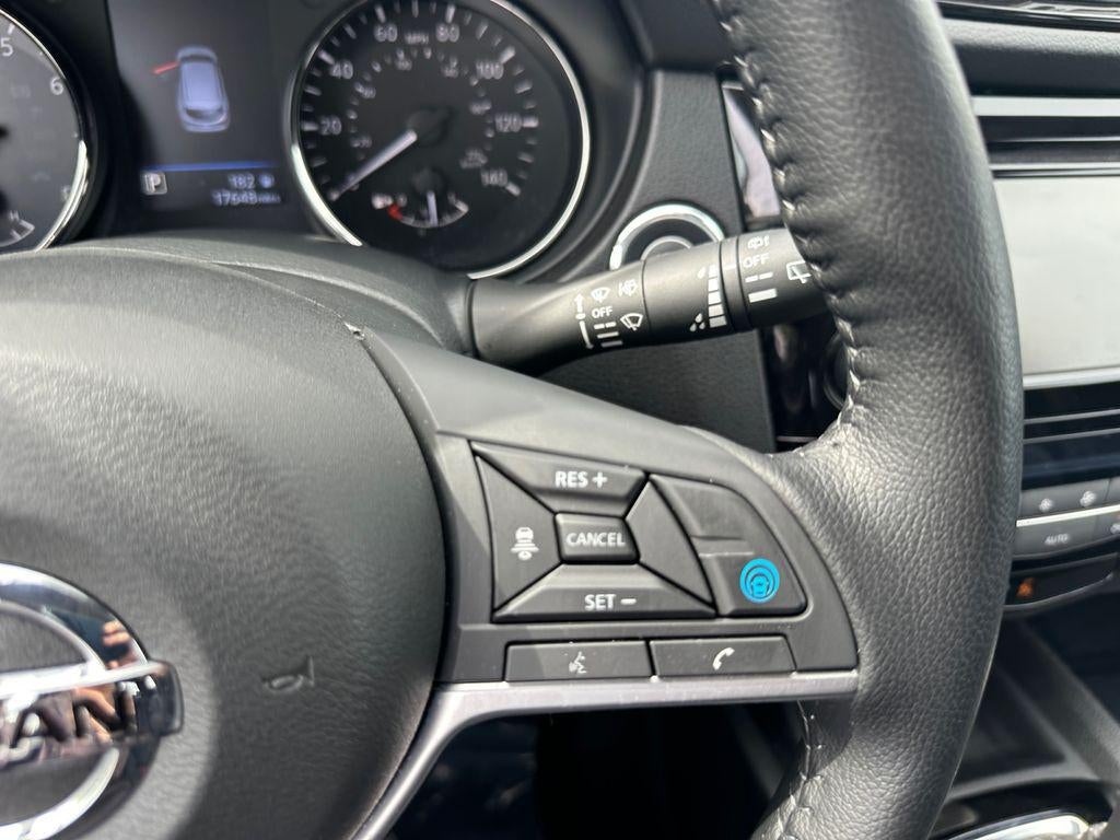 2022 Nissan Rogue Sport SL AWD Xtronic CVT