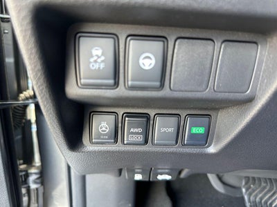 2022 Nissan Rogue Sport SL AWD Xtronic CVT