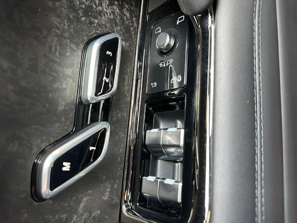 2025 Land Rover Range Rover Sport P530 Autobiography