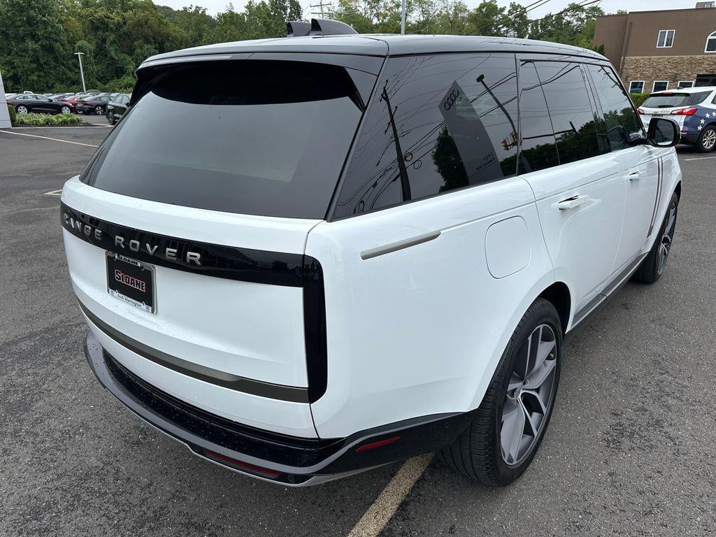 2025 Land Rover Range Rover P550e SE