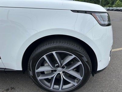2025 Land Rover Range Rover P550e SE