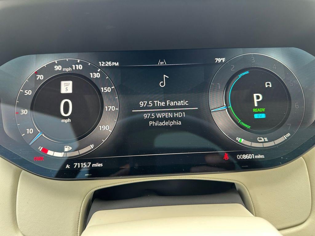 2025 Land Rover Range Rover P550e SE