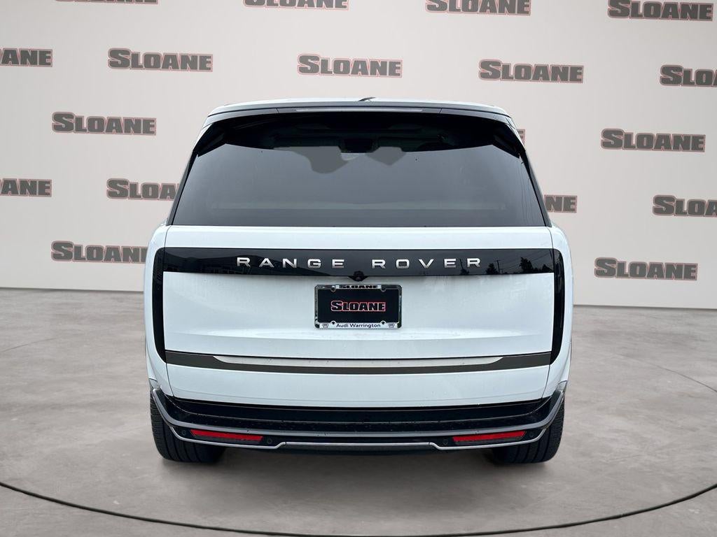 2025 Land Rover Range Rover P550e SE