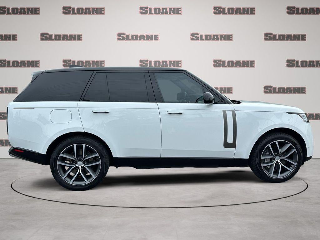 2025 Land Rover Range Rover P550e SE
