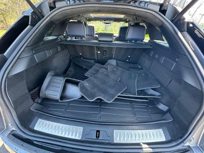 2023 Land Rover Range Rover Velar P400 HST